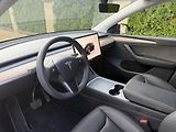 Tesla Model Y DUAL MOTOR-LONG RANGE-TAŽNÉ- - náhled 11