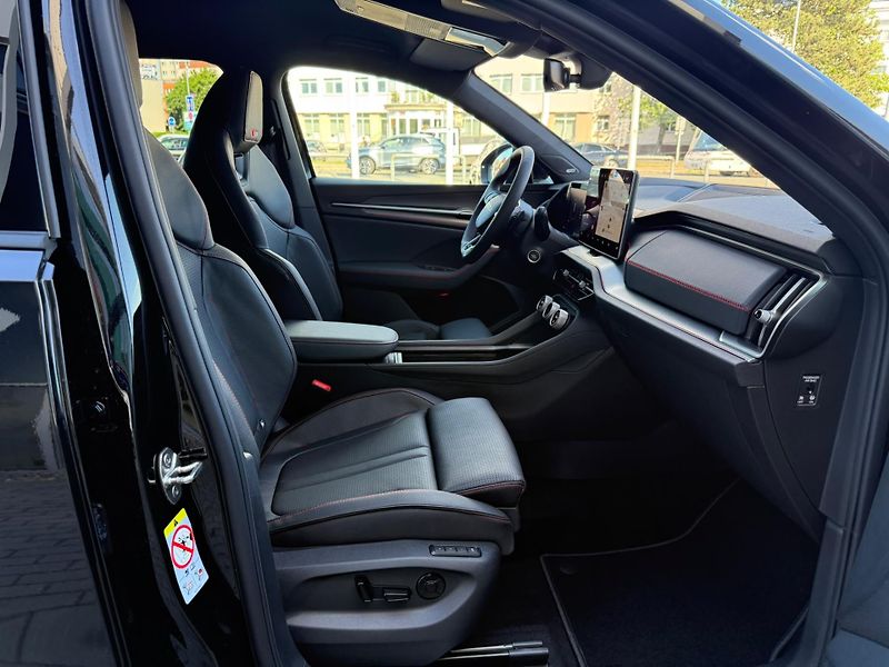 Škoda Kodiaq RS 2.0 TSI 195 kW DSG 4x4 - fotka 9 z 30