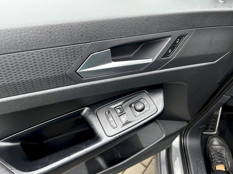 Volkswagen Caddy (2021) 1,5TSI 84KW DSG STYLE - fotka 16 z 22