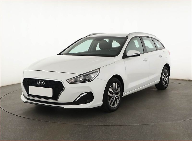 Hyundai i30 (2019) Comfort 1.0 T-GDI, ČR,1.maj - fotka 2 z 18