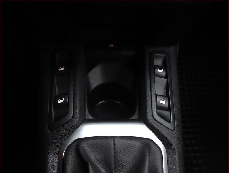 Citroën C-Elysée (2017) 1.2 PureTech, Serv.kniha, Navi - fotka 15 z 17