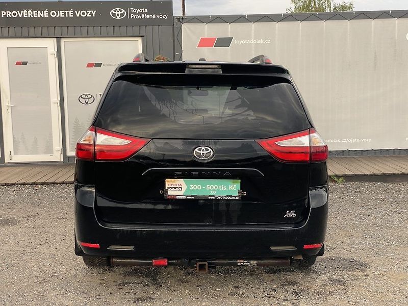 Toyota Sienna 3.5i V6, automat, 4x4, STK - fotka 5 z 28
