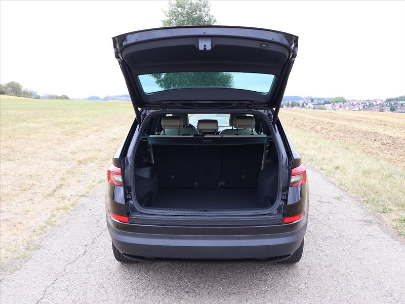 Škoda Kodiaq 2,0 TSI 4x4 DSG Style Plus DPH - fotka 8 z 29