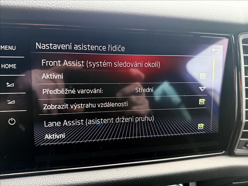 Škoda Kodiaq 2,0 TDi SPORT Line - fotka 20 z 34