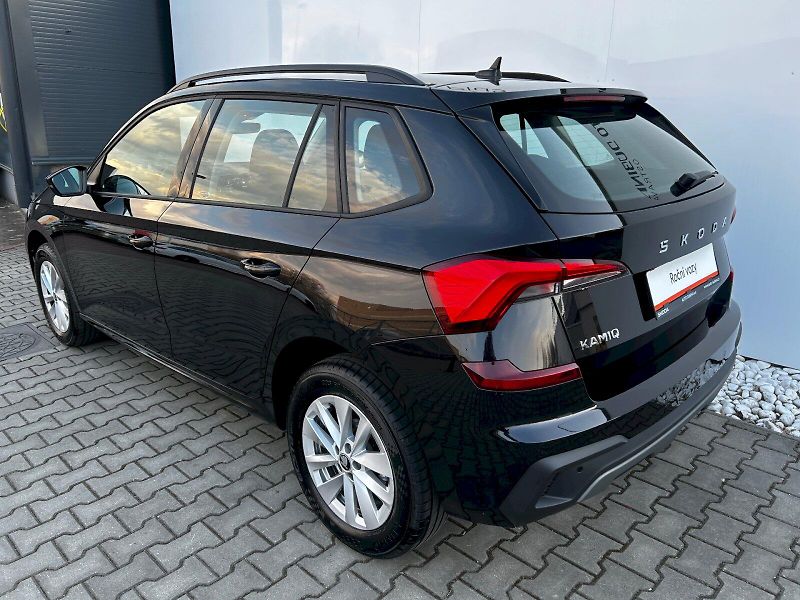 Škoda Kamiq (2025) 1.0 TSI 85kW MP6 Selection - fotka 33 z 33