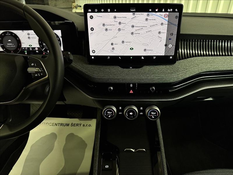 Škoda Superb 1.5TSI MHEV SELECT MATRIX LED - fotka 19 z 45