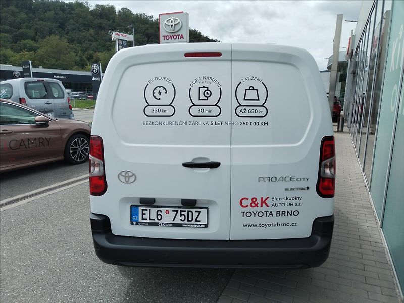 Toyota ProAce City FULL ELECTRIC 50 kWh  ACTIVE L - fotka 6 z 10