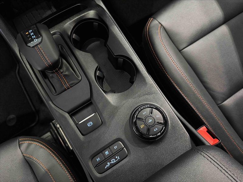 Ford Ranger (2026) 2,3 EcoBoost PHEV 205 kW 10 st - fotka 14 z 20