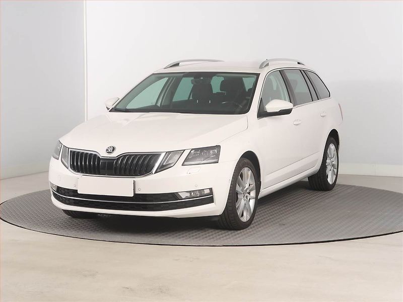 Škoda Octavia (2019) Style 2.0 TDI, Automat, Navi - fotka 2 z 17