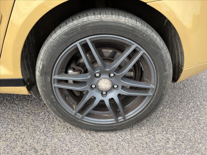 Audi A3 3,2 i V6 184KW 4x4  Sportback - fotka 39 z 45