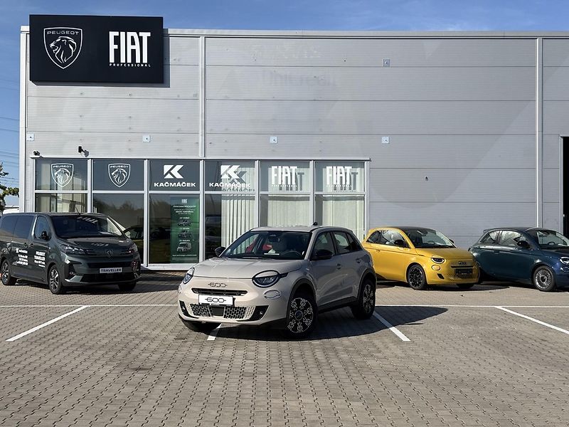 Fiat 600 (2026) Icon 1.2 Turbo Hybrid 145k  - fotka 2 z 25