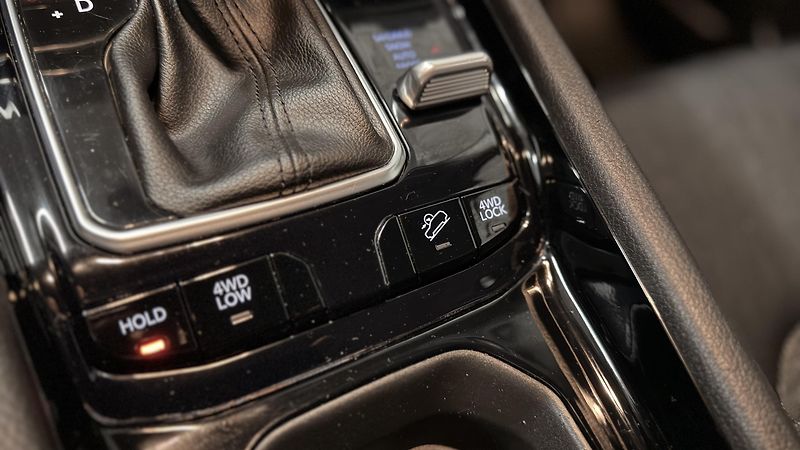 Jeep Compass (2023) 1.3 T4 PHEV,4x4,ZÁRUKA - fotka 30 z 56