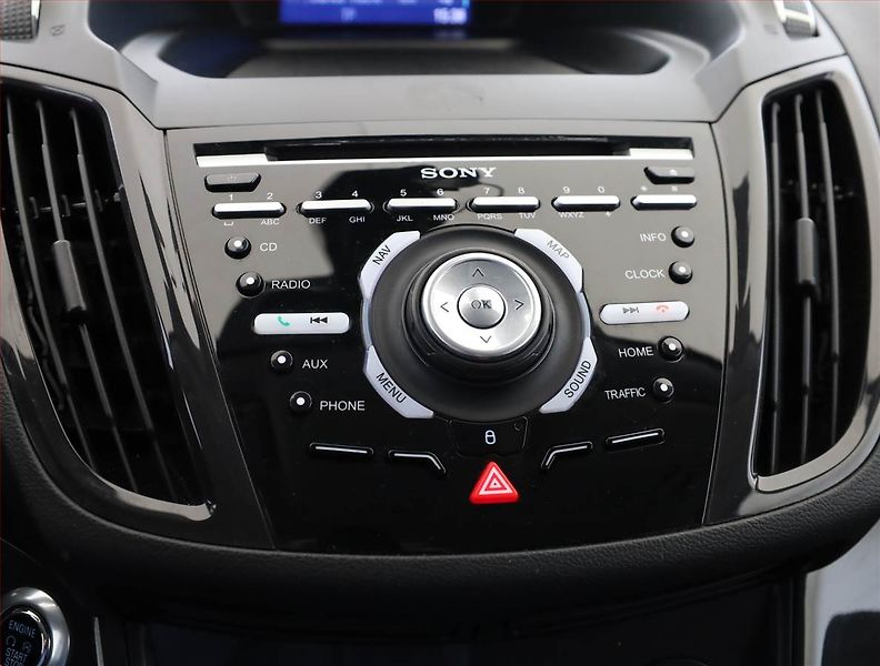 Ford Kuga (2014) Trend 2.0 TDCi, 4X4, Navi - fotka 14 z 20
