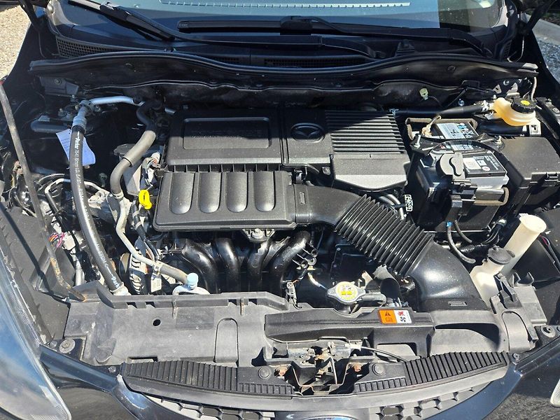 Mazda 2 (2010) 1.3 i Klima - fotka 19 z 21