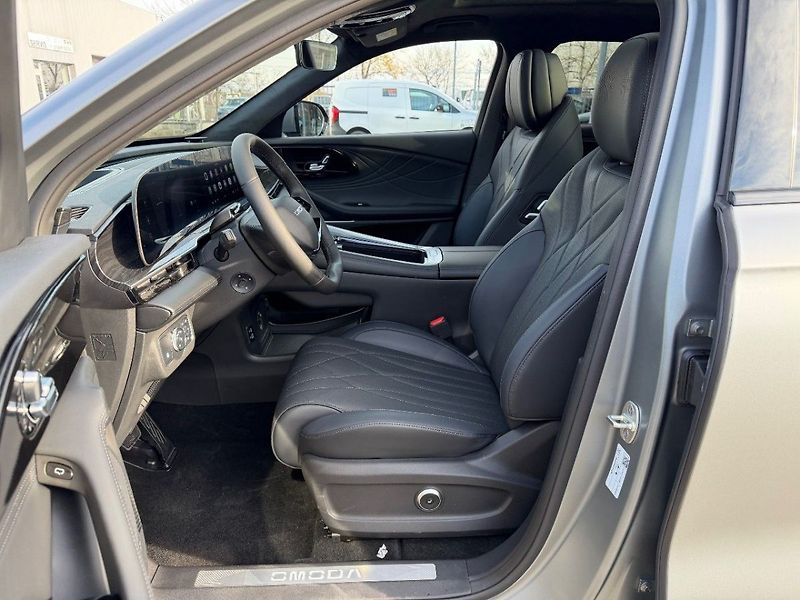 Omoda 9 Premium 1.5 PHEV AWD AT, SKLAD - fotka 11 z 33