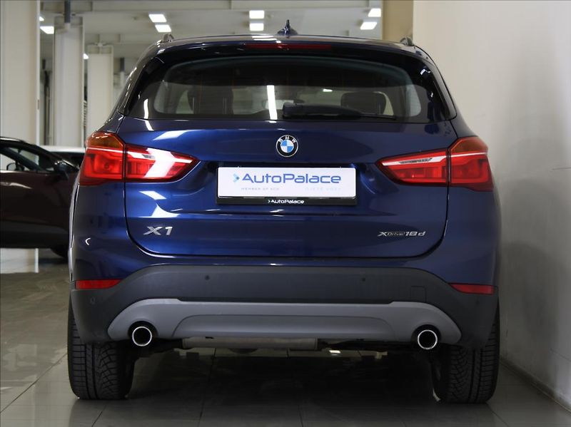 BMW X1 2,0 18d xDrive AT 126tkm.ČR - fotka 4 z 24