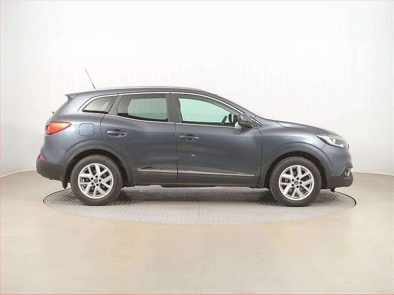 Renault Kadjar (2017) 1.2 TCe, Navi, Tempomat - fotka 6 z 15