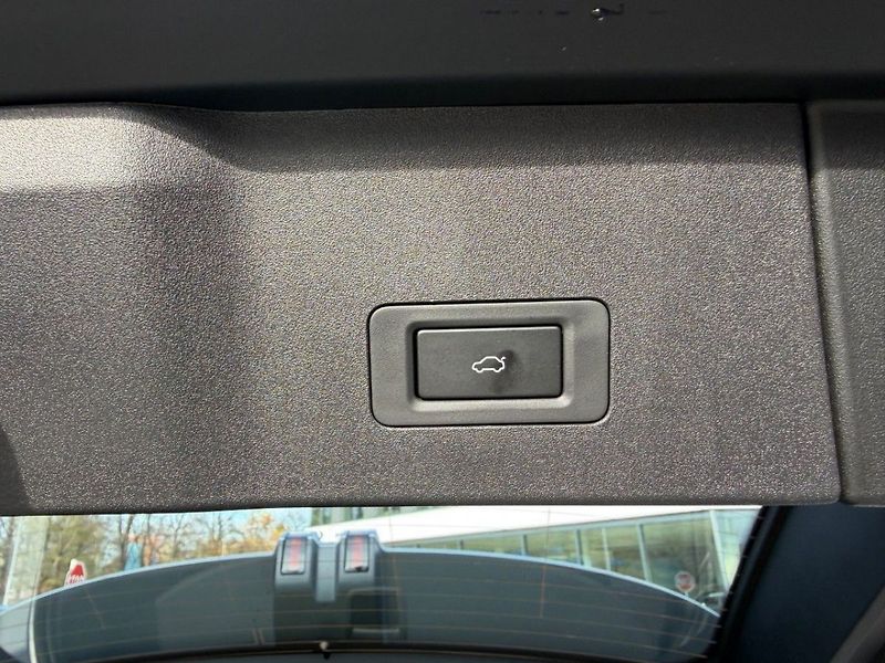 Omoda 9 Premium 1.5 SHS, AWD AT, SKLAD - fotka 32 z 33