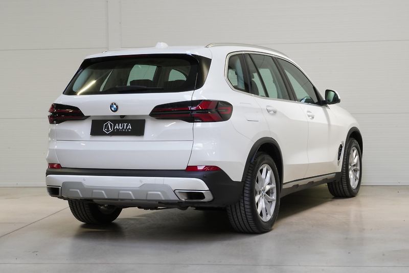 BMW X5 Xdrive30d,360,HUD,ACC,TAŽNÉ - fotka 6 z 41