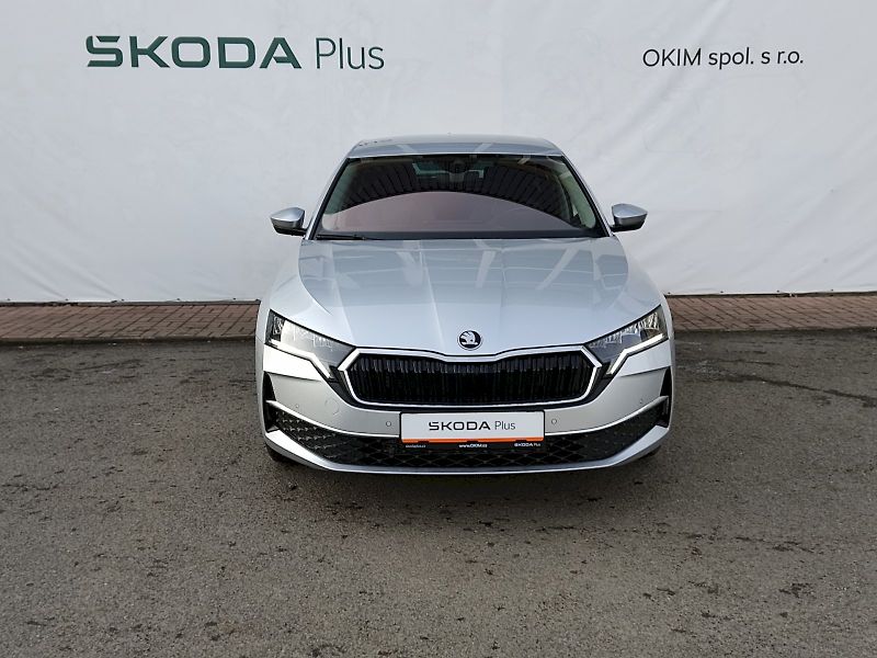 Škoda Octavia (2024) Top Selection 1,5 Tsi 110 kw D - fotka 4 z 37