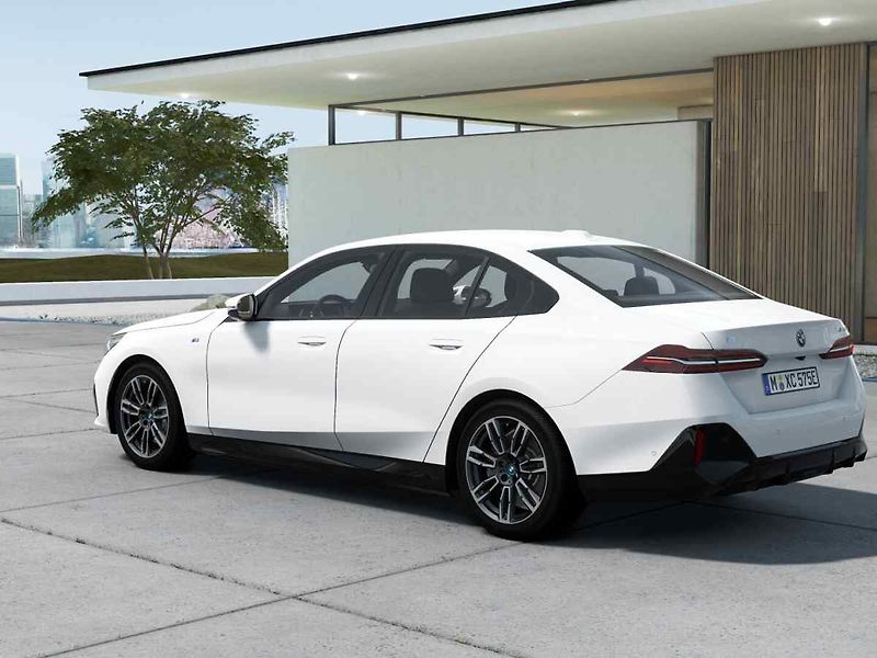 BMW i5 (2026) - fotka 2 z 10