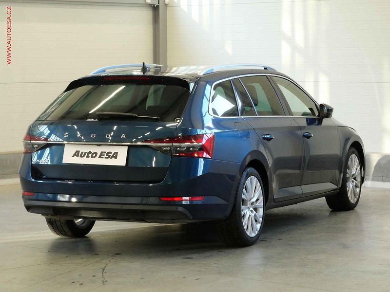Škoda Superb (2023) 2.0 TDi, 1.maj,ČR, Style, DSG - fotka 4 z 24