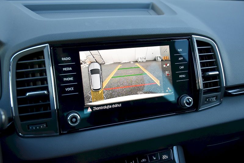 Škoda Karoq (2025) Top Selection 1,5 TSI 110 kW 6 - fotka 37 z 37