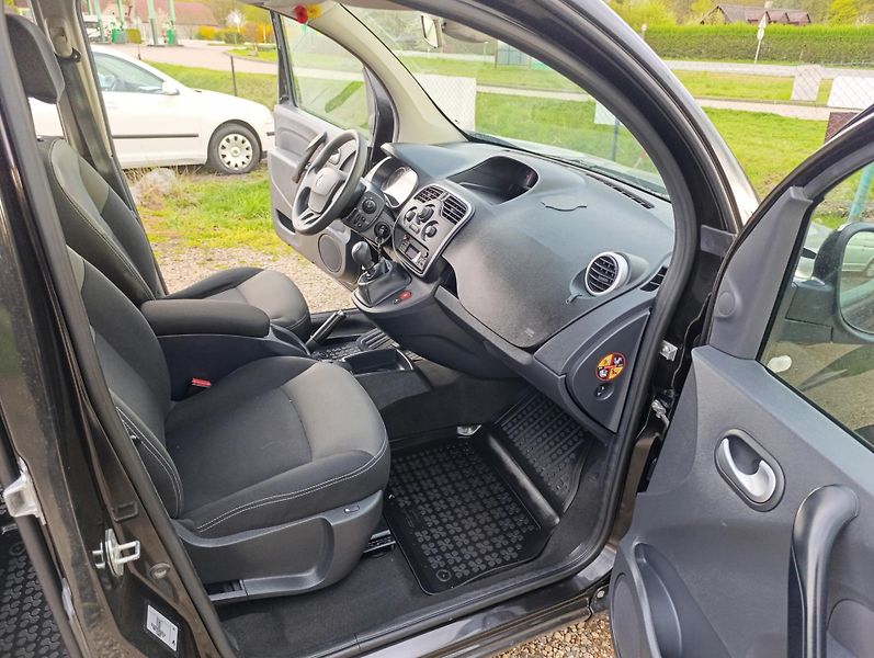 Renault Kangoo (2018) 1.2 Tce ECO 2x b.dveře - fotka 11 z 16