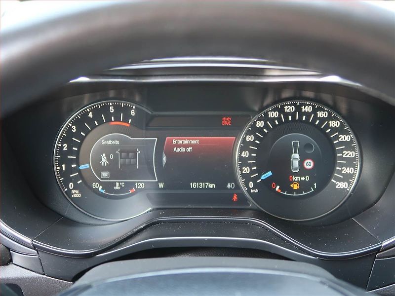 Ford Mondeo (2015) 2.0 TDCI, Navi, Tempomat - fotka 11 z 18