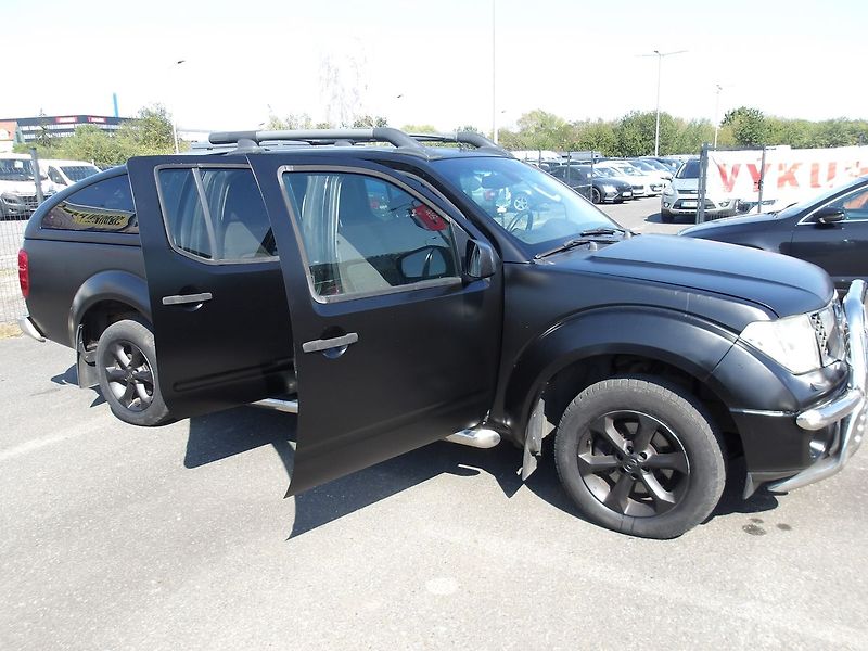 Nissan Navara 2,5TDCi 4x4 NAJ.200000km ! - fotka 12 z 33