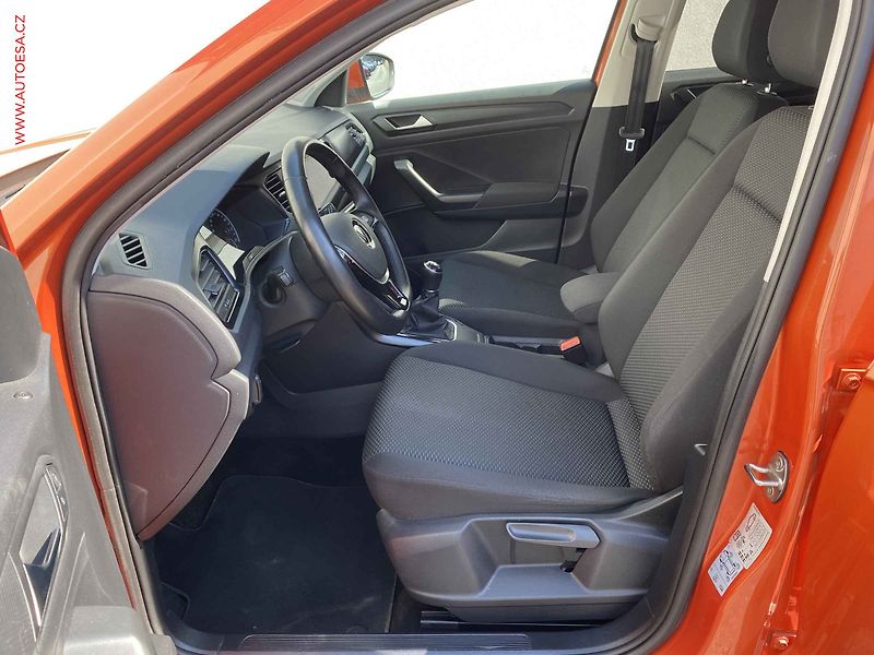 Volkswagen T-Roc (2020) 1.6 TDi, STK5/28 - fotka 9 z 18