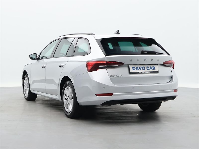 Škoda Octavia 2,0 TDI 85kW Ambition CZ DPH - fotka 5 z 35