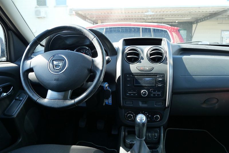 Dacia Duster - fotka 6 z 6