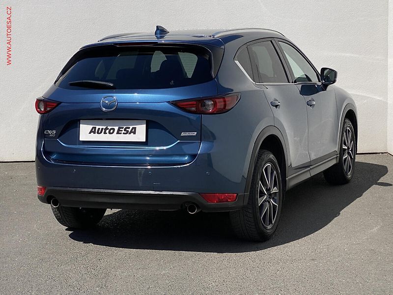 Mazda CX-5 (2017) 2.0i 4x4, 2.maj,ČR, LED, navi - fotka 4 z 21