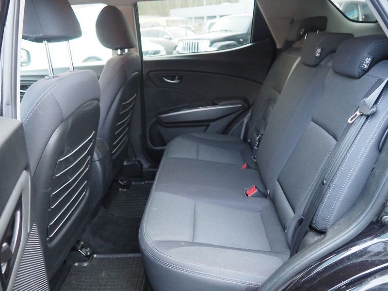 SsangYong Tivoli (2024) Grand, 1.5 T-GDI, Style+ - fotka 13 z 32