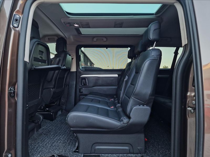 Peugeot Traveller 2.0HDI ALLURE L3,ČR,1.Majitel - fotka 19 z 49