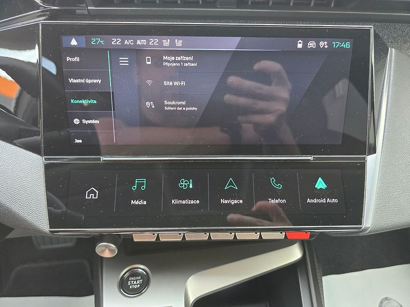 Peugeot 408 ALLURE 96kW KAMERA NAVI ČR-DPH - fotka 32 z 49