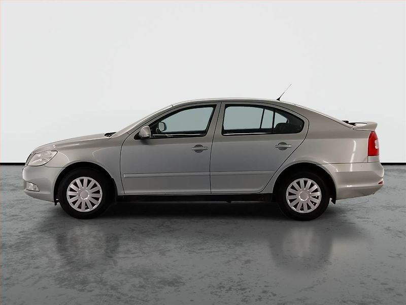 Škoda Octavia (2011) Elegance 2.0 TDI, Serv.kniha - fotka 3 z 24