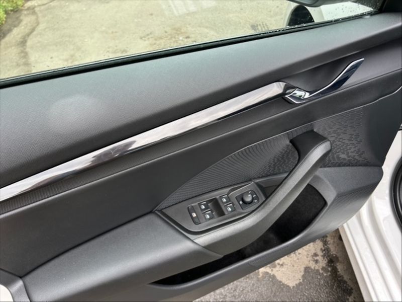 Škoda Octavia 2,0 TDI 85 Ambition - fotka 11 z 11