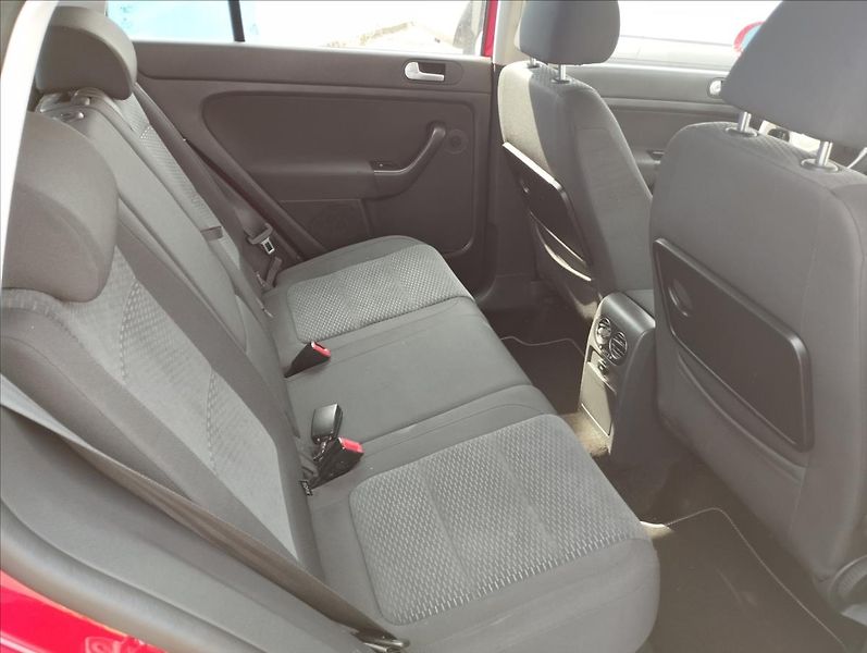 Volkswagen Golf Plus 1,2 TSi 77KW - fotka 9 z 17