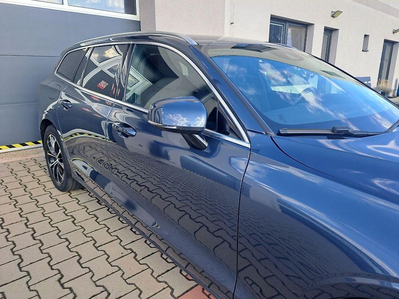 Volvo V60 (2021) 2.0 B4 Momentum, ZÁRUKA - fotka 7 z 36