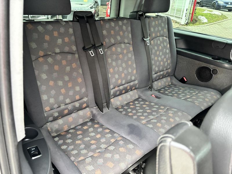 Mercedes-Benz Viano (2011) 3.0CDI V6 165KW  - fotka 11 z 25