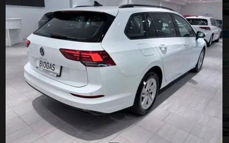 Volkswagen Golf Variant 1.5 TGI Base Ambient Kamera - fotka 7 z 12