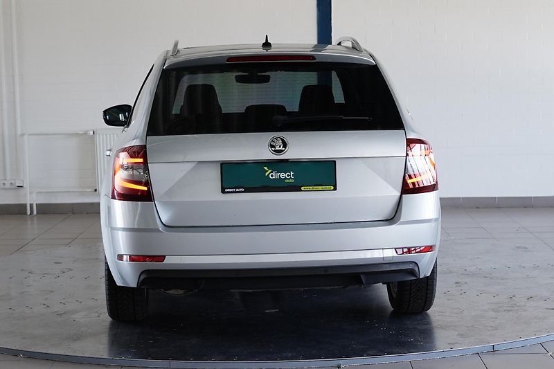 Škoda Octavia - fotka 6 z 26