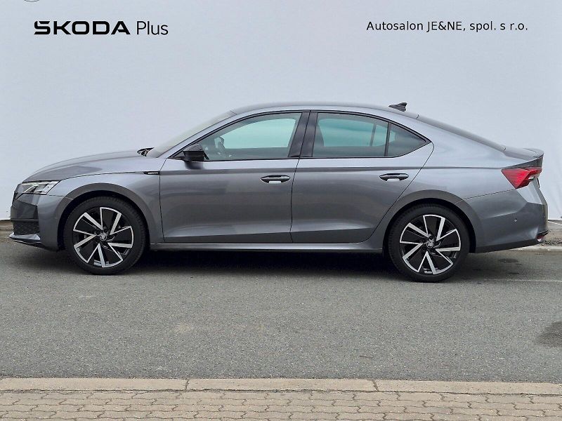 Škoda Octavia (2025) Sportline 1.5 TSI 110kW MHEV D - fotka 3 z 30