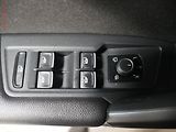 Volkswagen Tiguan (2018) 2.0 TDI 4x4, DSG, navi, LED - náhled 24