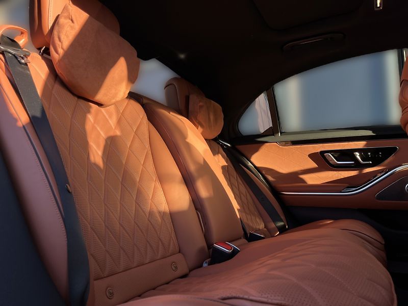 Mercedes-Benz Třídy S Třída S 580 4MATIC Long AMG Li - fotka 17 z 17