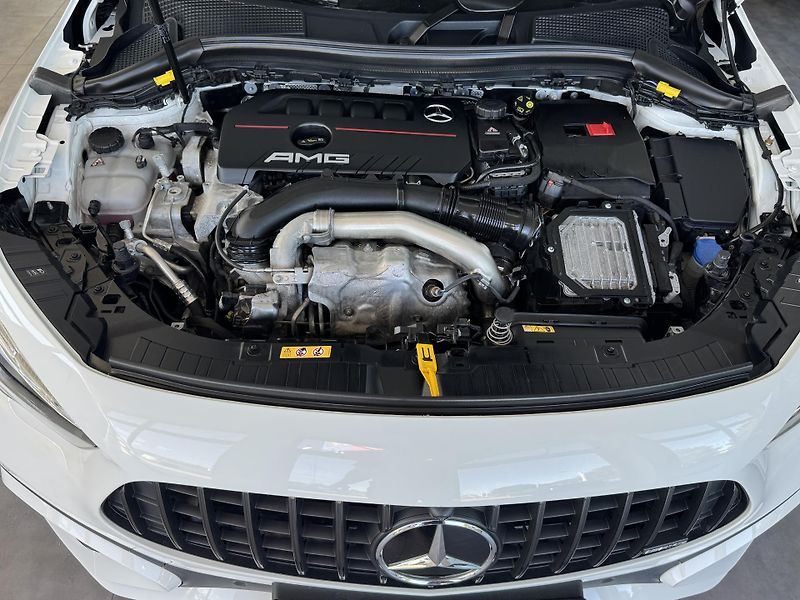 Mercedes-Benz GLA (2024) GLA 35 AMG 4-MATIC - fotka 35 z 37