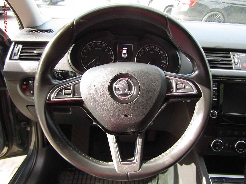 Škoda Octavia (2016) 2.0 TDi, ČR, DSG, bixen - fotka 18 z 20