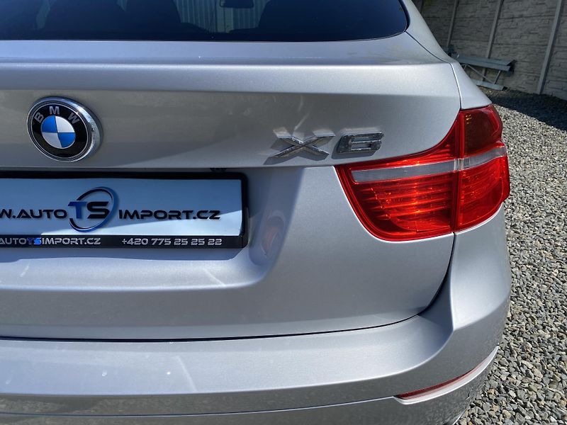 BMW X6 4.0D 4x4 310PS FULL CZ DPH 1A! - fotka 43 z 166
